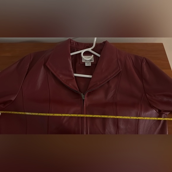 East 5th red Leather Jacket - Picture 6 of 6